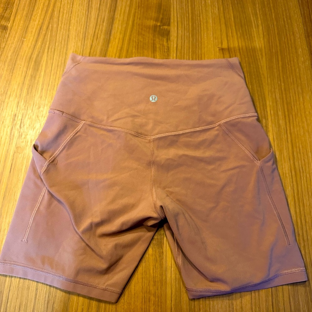 Lululemon align shorts with pockets